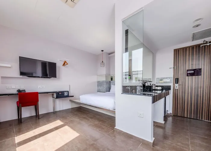 Ibis Budget Singapore Pearl