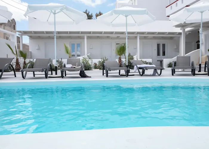 Ambience Suites Fira 