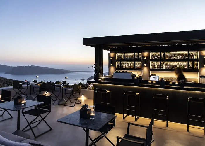Aparthotel Nimbus Santorini Oia 