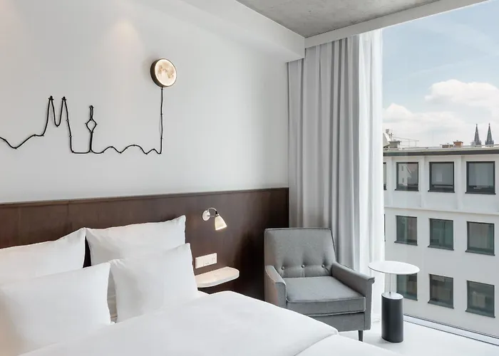 Ruby Ella Hotel Cologne By Ihg
