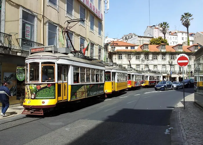 Hotel Pensao Praca Da Figueira Lisbona