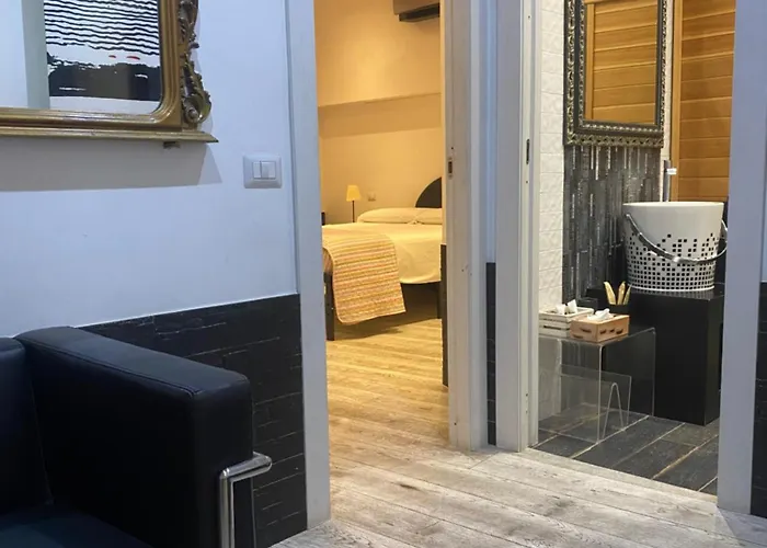 Two Chic Guesthouse Roma
