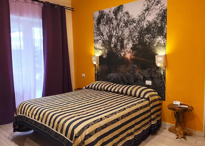 Lanzies Guesthouse Roma