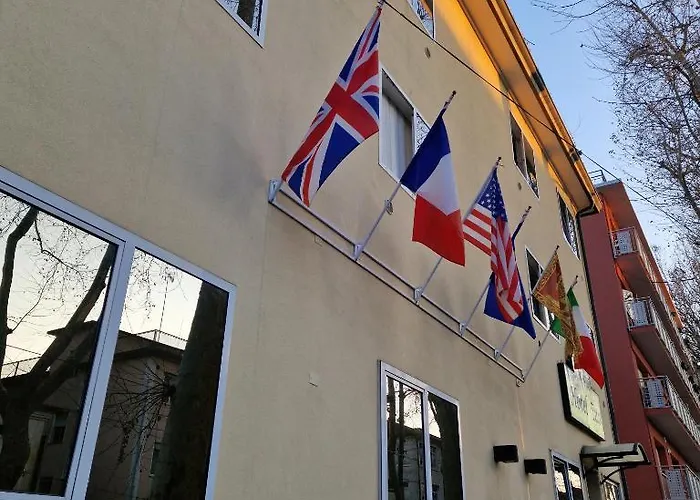 Hotel Tito Mestre