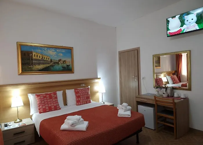 Hotel Tito Mestre