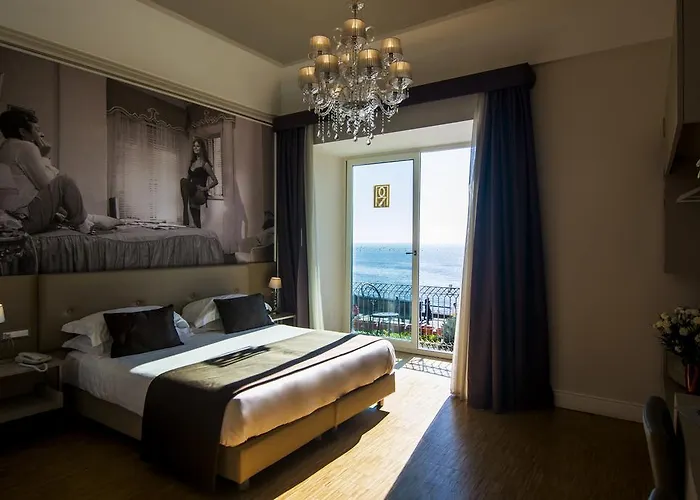 Partenope Relais Napoli
