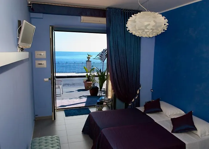 Bed and Breakfast Casa Mare Giardini Naxos