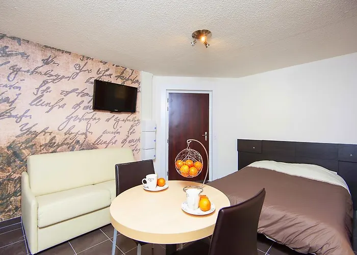 Villa Serafina Apartements Nizza