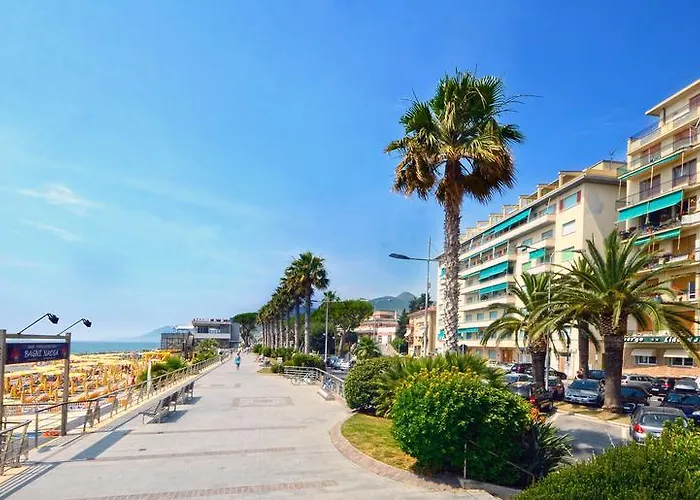 Hotel Lido Mazzini Loano