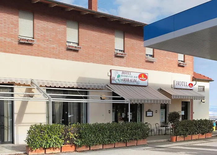 Hotel Il Garibaldi San Quirico dʼOrcia