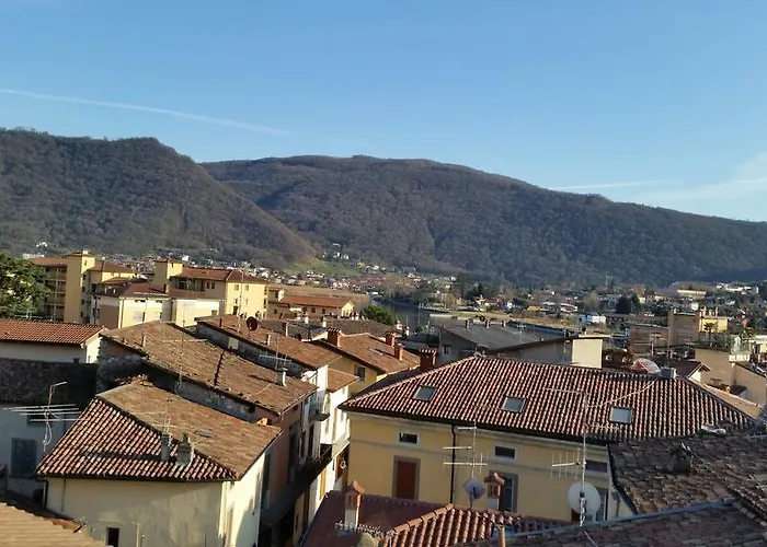 Hotel La Casa Della Zia Sarnico