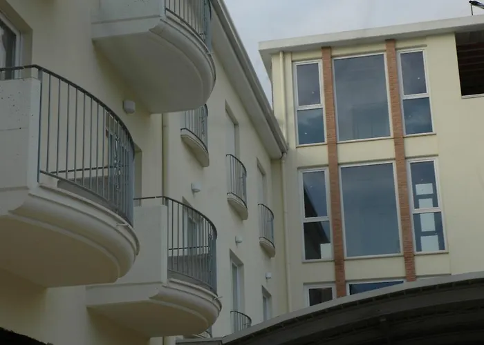 Hotel 4 Strade Ortona