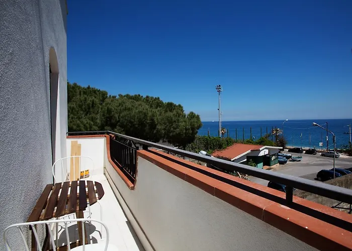 Bed and Breakfast La Finestra Sul Mare Letojanni