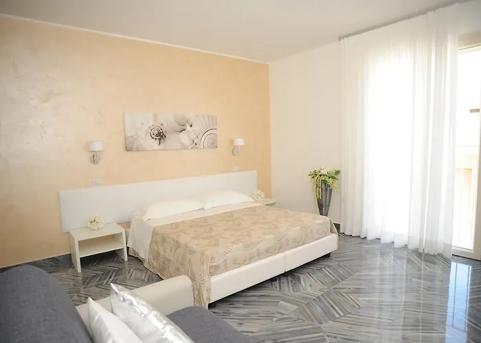 Casa Alfieri"Rooms And Apartments" Porto Cesareo