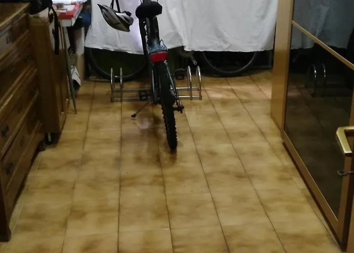 Camere Porto Vecchio Con Parcheggio A Pochi Passi Dal Castello Malcesine
