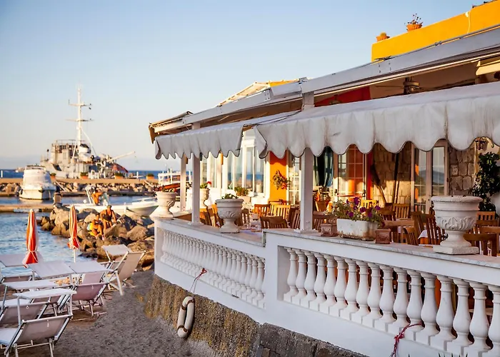 Hotel La Sirenella Lacco Ameno 