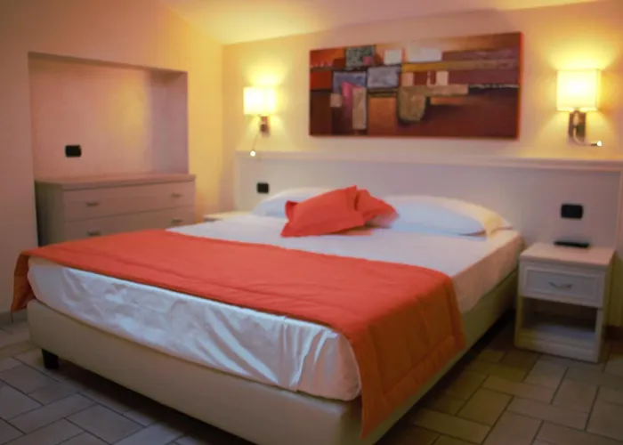 Aparthotel Borgo Castel Savelli Grottaferrata