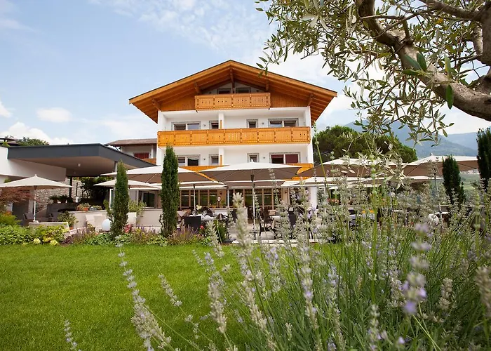 Hotel Eichenhof Tirolo