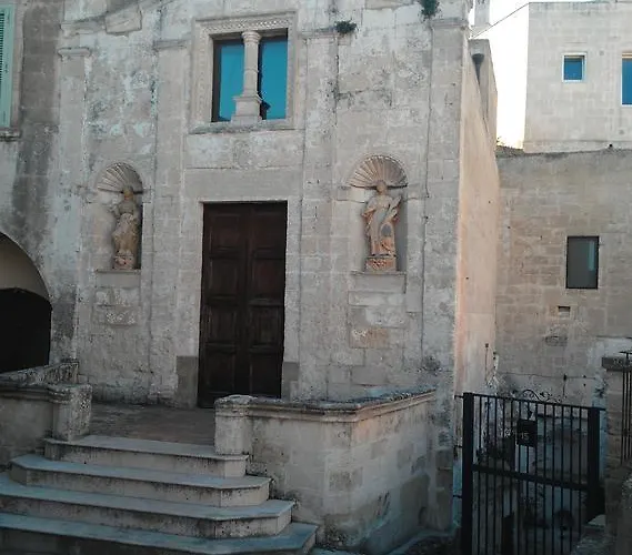 Stone Rooms Matera