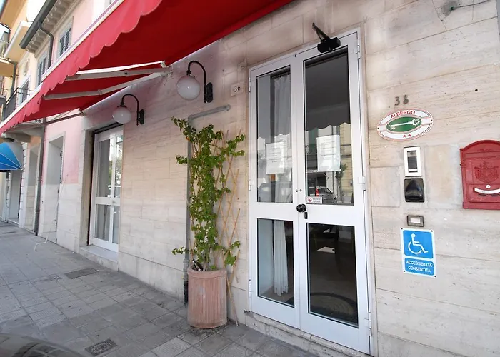 Hotel Luana Viareggio
