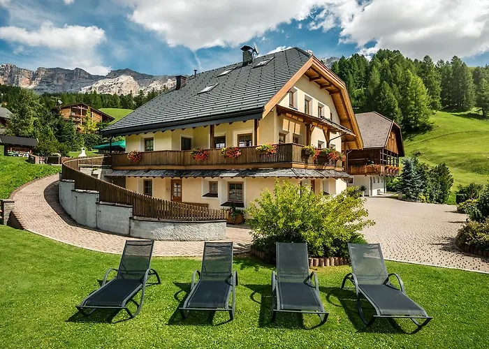 Taela Apartments San Cassiano 