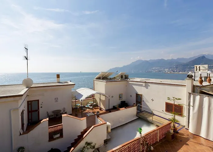 Beach Hotel 14Leoni B&B Salerno