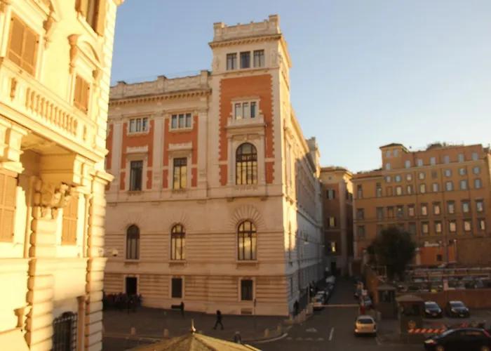 Abagnale Home Montecitorio Roma