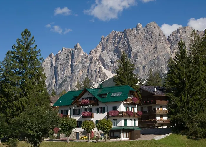 Hotel Oasi Cortina dʼAmpezzo