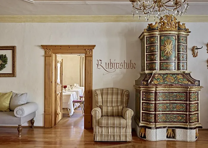 Romantic Hotel Excelsior Cavalese