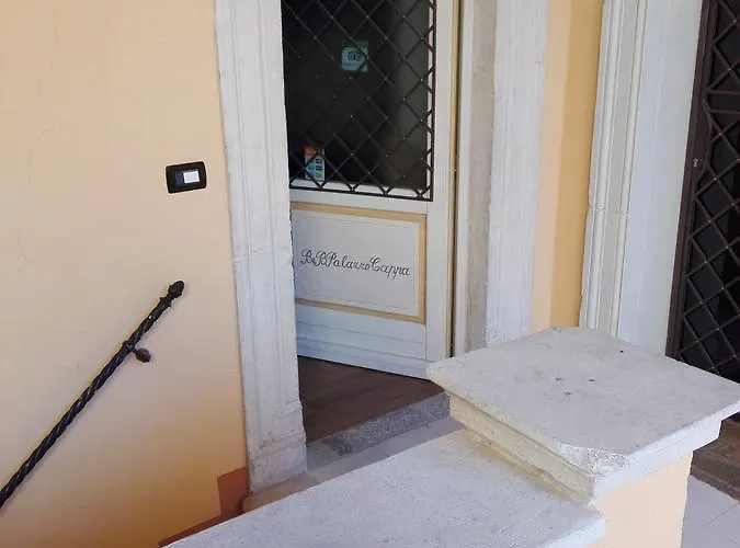 B&B Palazzo Cappa LʼAquila