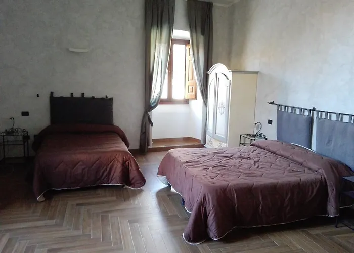 B&B Palazzo Cappa LʼAquila