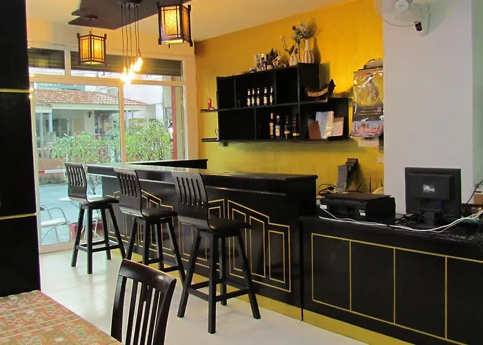 Hotel La Piccola Patong