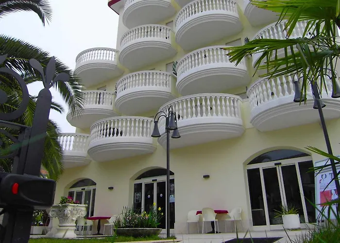 Hotel Eva Alba Adriatica