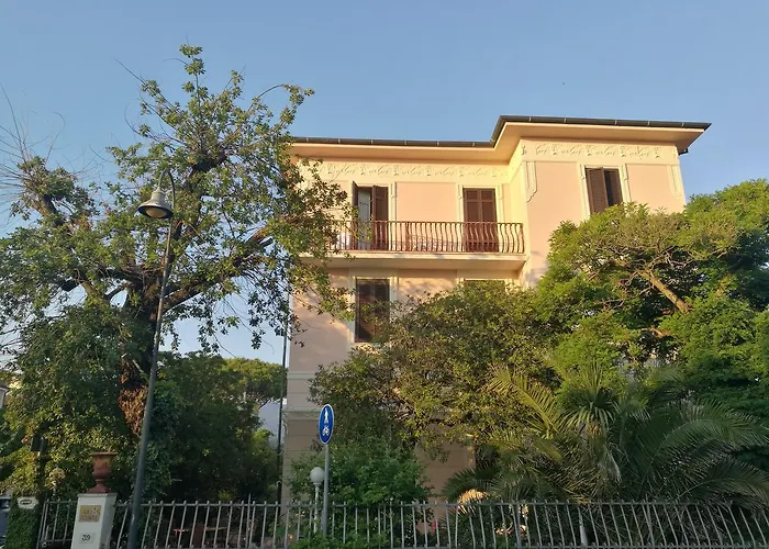 Villa la Fonte Marina di Pietrasanta