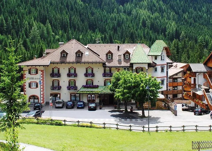 Albergo Bernard Canazei