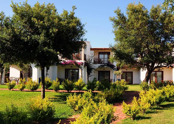 Aparthotel Le Tre Querce San Teodoro 