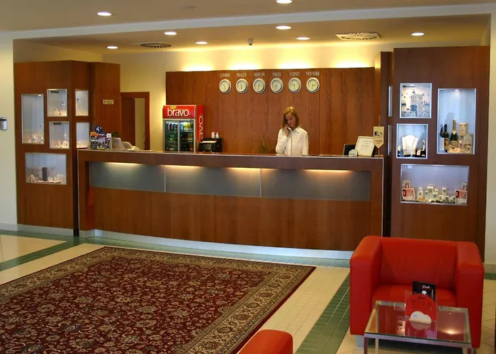 Ramada Airport Hotel Praga