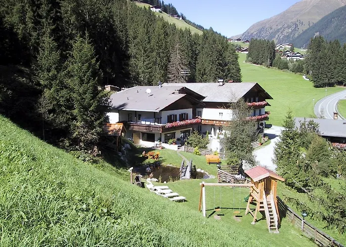 Hotel Pension Leitenhof Santa Maddalena in Casies