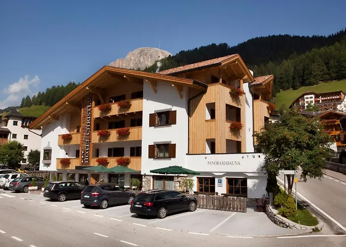 Hotel Christian Corvara In Badia