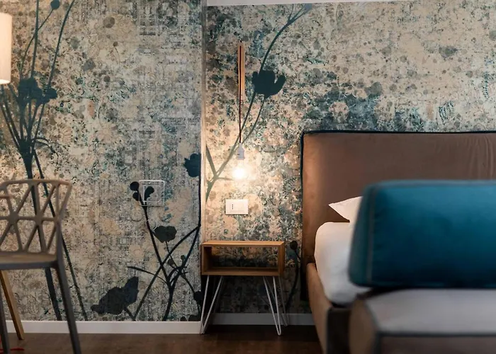 Stay Cooper L Guesthouse Zum Loewen Merano