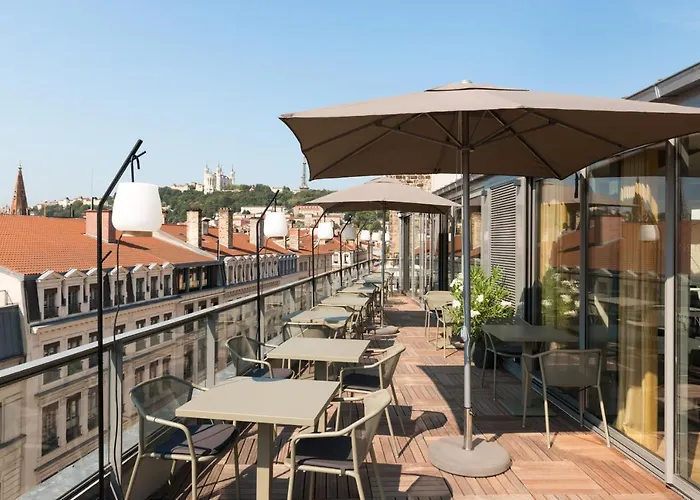 Maison No - Hotel Et Rooftop Lione