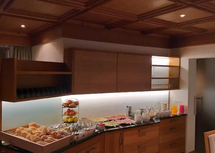 Hotel Garni Poehl Tirolo
