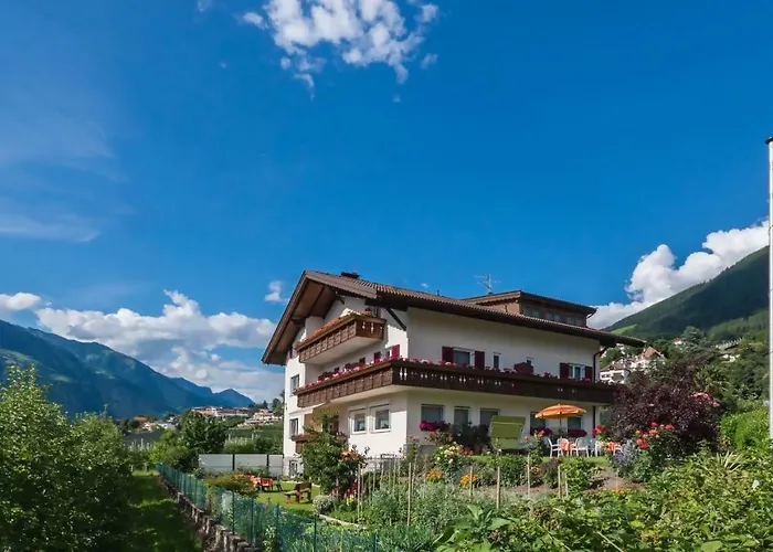 Guesthouse Pension Grafenstein Merano