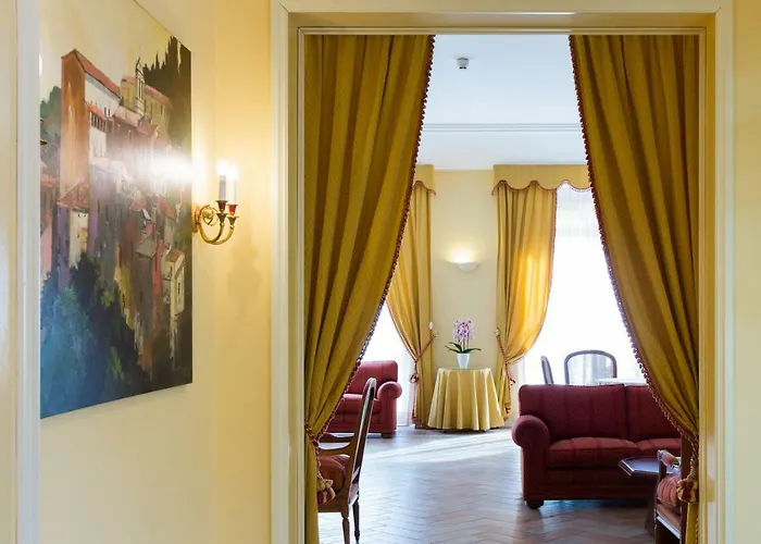 Hotel Tuder Todi