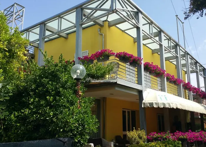 Hotel Illi Marina di Massa