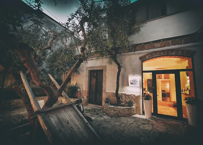 Corte Cairoli B&B And Suites Modugno