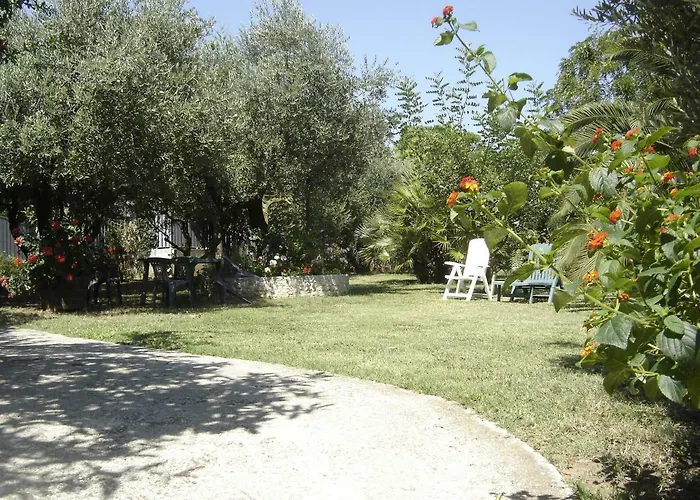 Bed and Breakfast Il Boschetto Porto SantʼElpidio