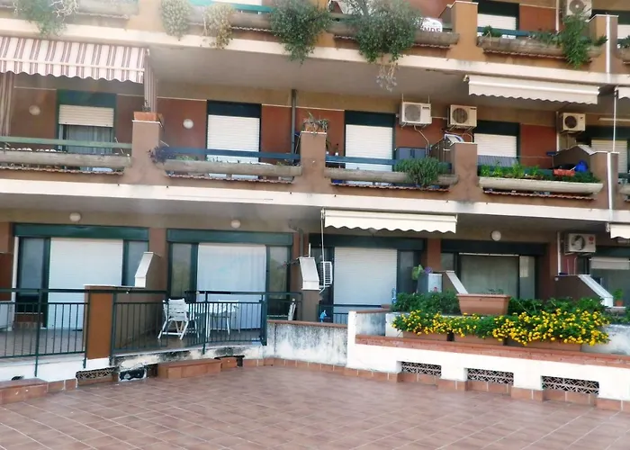Aparthotel pietre nere Giardini Naxos