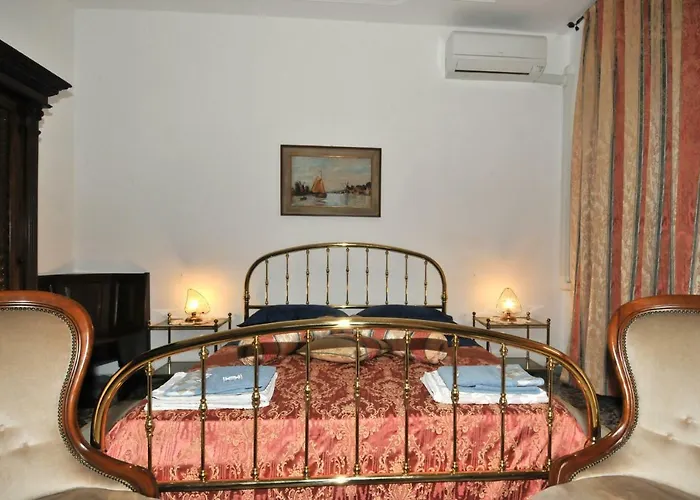 Hotel Locazione Turistica Poker d'assi Verona