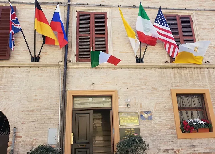 Hotel Domus Pacis Santa Chiara casa per ferie Loreto